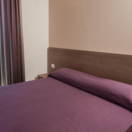 Hotel Gioia リミニ エクステリア 写真
