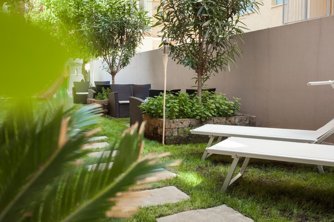 Hotel Gioia リミニ エクステリア 写真
