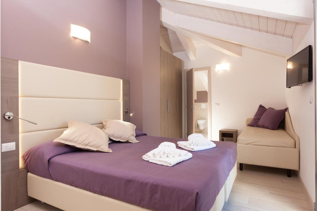 Hotel Gioia リミニ エクステリア 写真