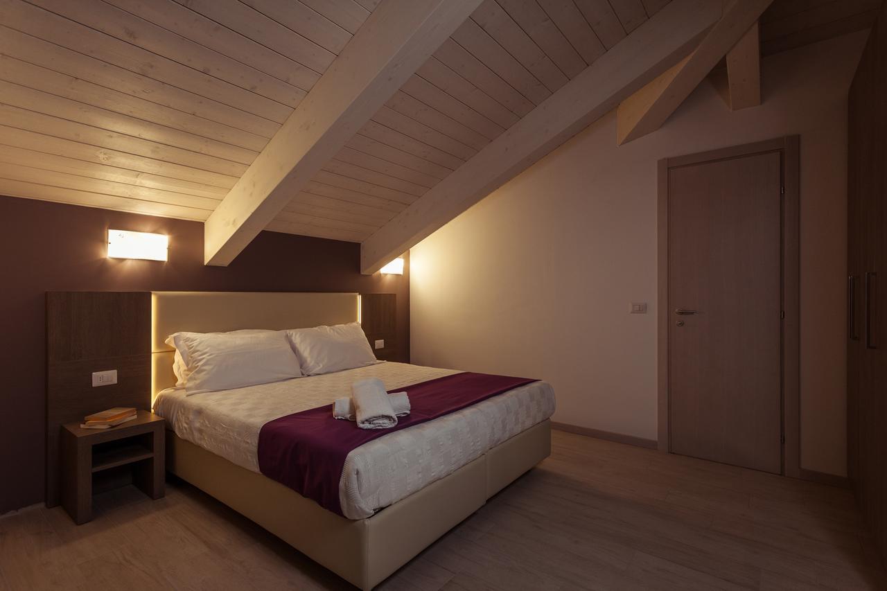 Hotel Gioia リミニ エクステリア 写真