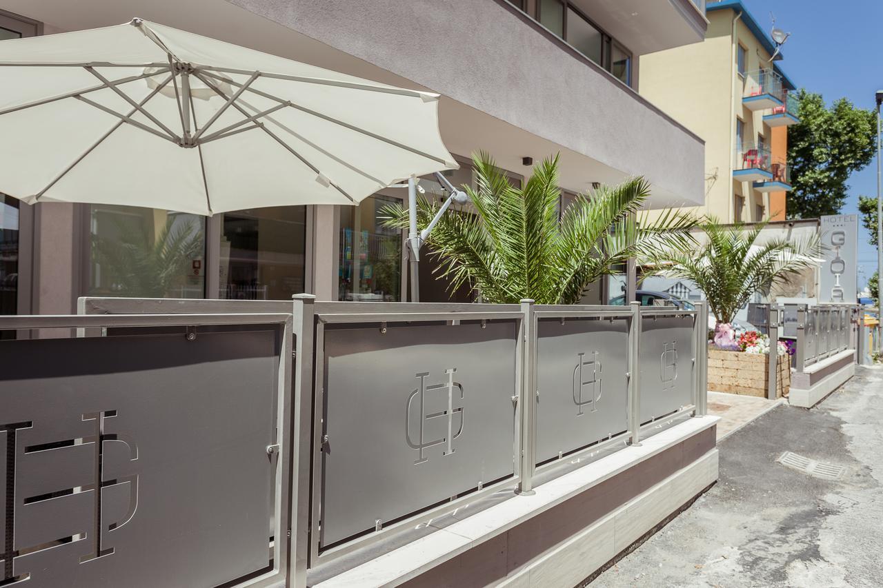 Hotel Gioia リミニ エクステリア 写真