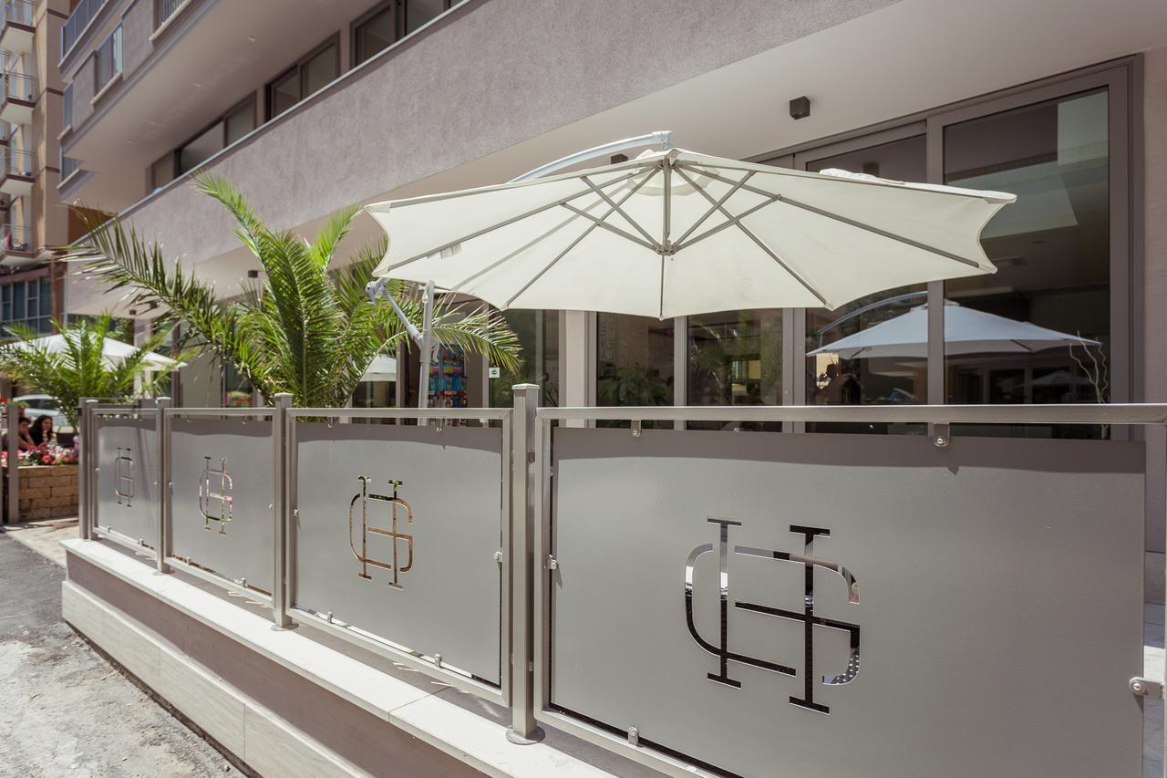 Hotel Gioia リミニ エクステリア 写真